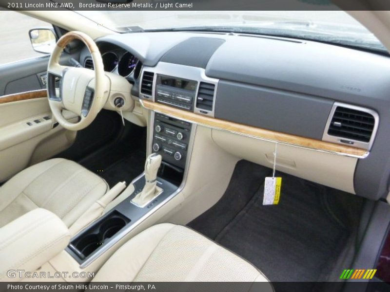 Bordeaux Reserve Metallic / Light Camel 2011 Lincoln MKZ AWD