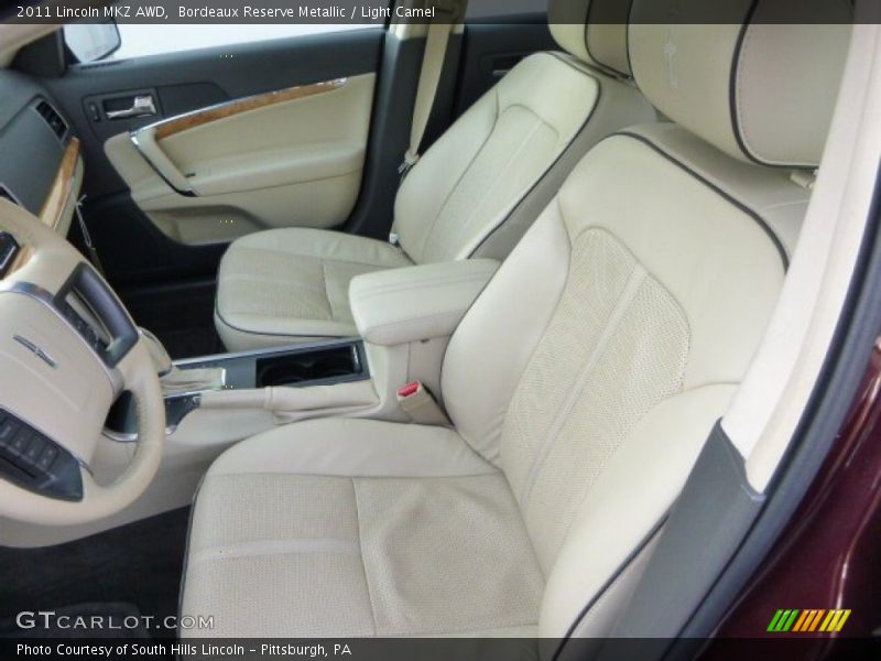 Bordeaux Reserve Metallic / Light Camel 2011 Lincoln MKZ AWD