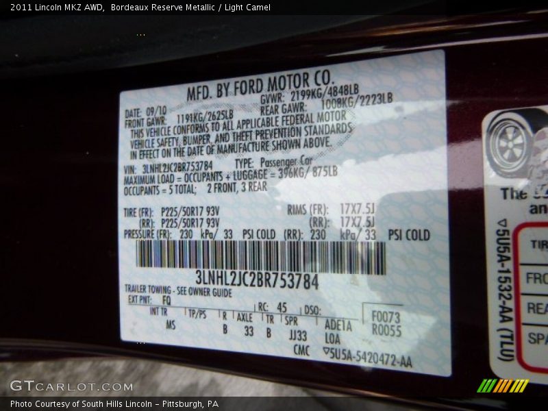 Bordeaux Reserve Metallic / Light Camel 2011 Lincoln MKZ AWD