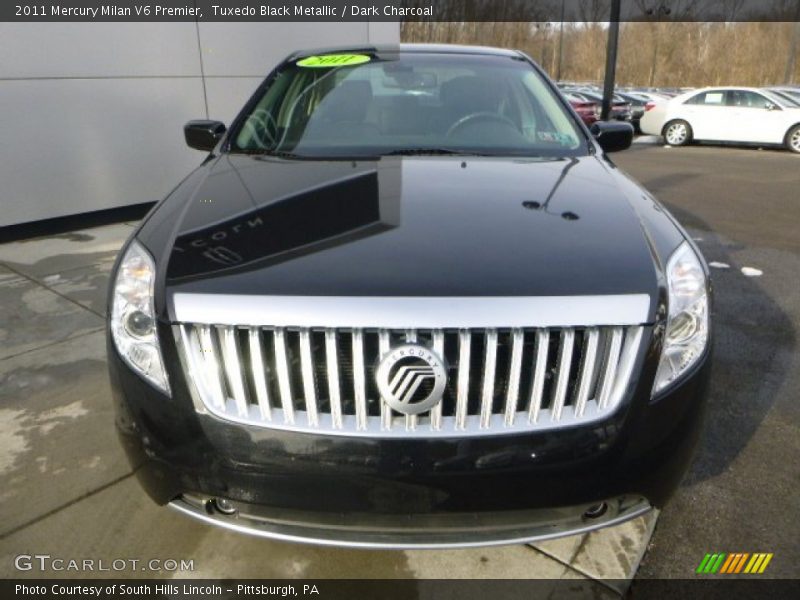 Tuxedo Black Metallic / Dark Charcoal 2011 Mercury Milan V6 Premier
