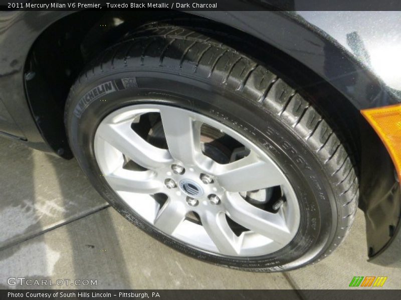 Tuxedo Black Metallic / Dark Charcoal 2011 Mercury Milan V6 Premier