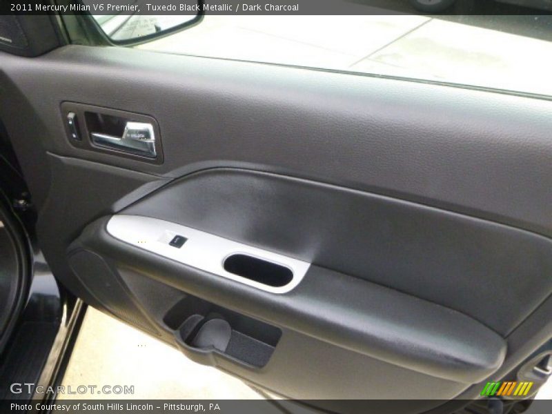Tuxedo Black Metallic / Dark Charcoal 2011 Mercury Milan V6 Premier