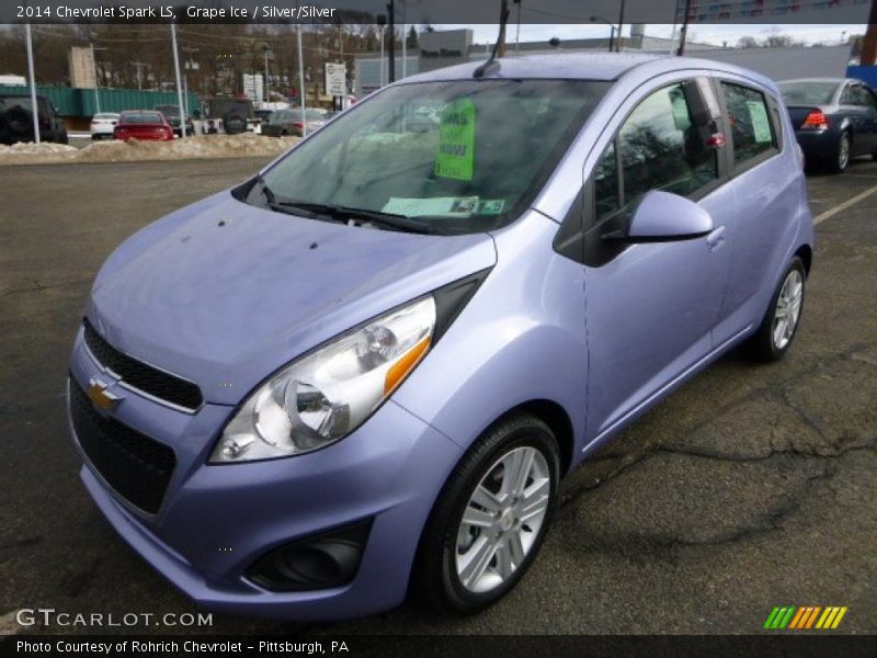 Front 3/4 View of 2014 Spark LS