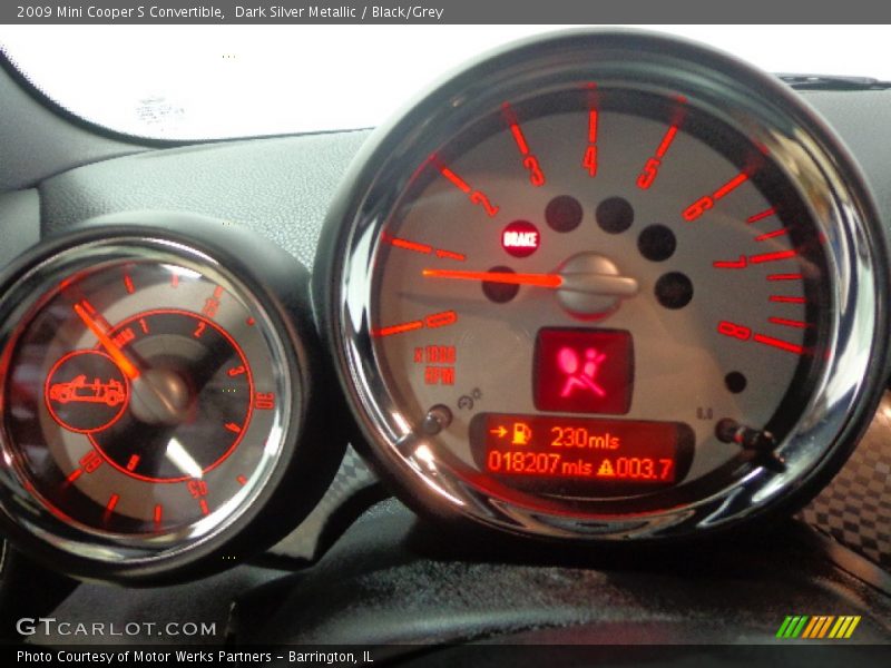 Dark Silver Metallic / Black/Grey 2009 Mini Cooper S Convertible