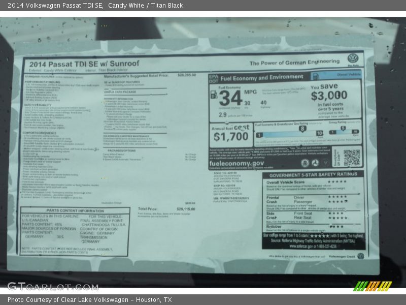 Candy White / Titan Black 2014 Volkswagen Passat TDI SE