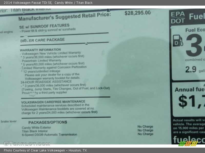Candy White / Titan Black 2014 Volkswagen Passat TDI SE