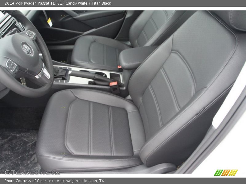 Candy White / Titan Black 2014 Volkswagen Passat TDI SE