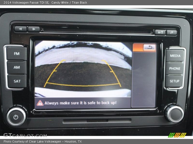 Candy White / Titan Black 2014 Volkswagen Passat TDI SE