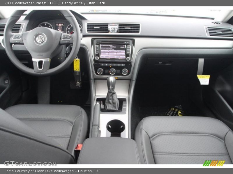 Candy White / Titan Black 2014 Volkswagen Passat TDI SE