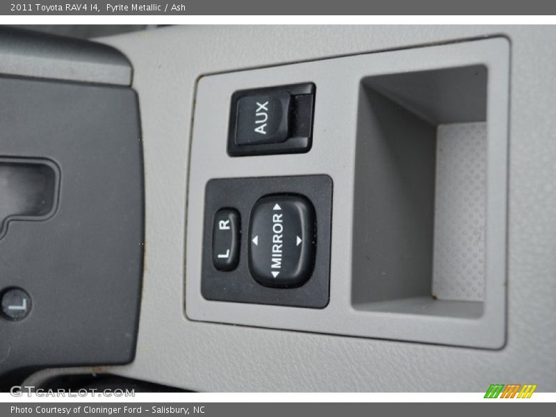 Pyrite Metallic / Ash 2011 Toyota RAV4 I4