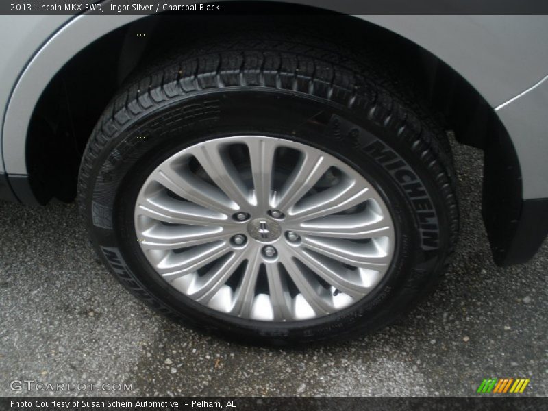 Ingot Silver / Charcoal Black 2013 Lincoln MKX FWD