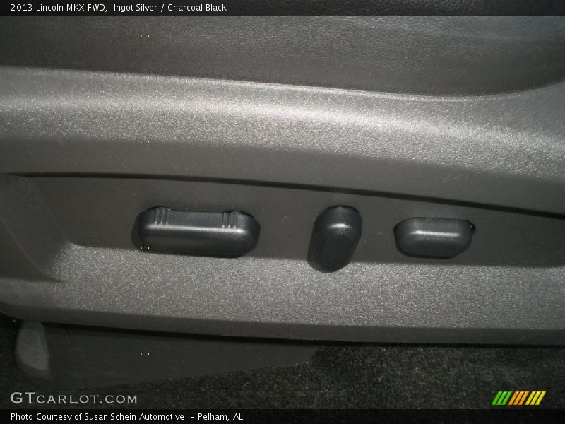 Ingot Silver / Charcoal Black 2013 Lincoln MKX FWD