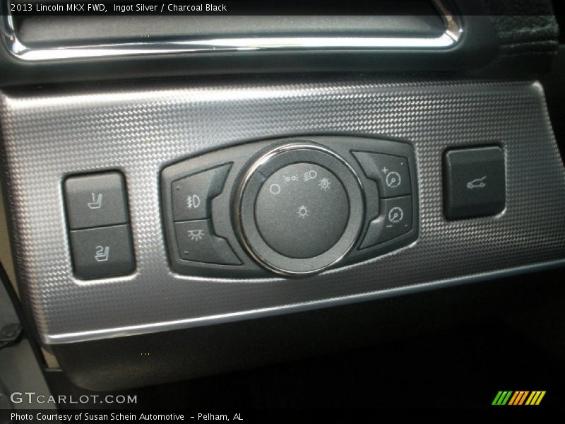 Ingot Silver / Charcoal Black 2013 Lincoln MKX FWD
