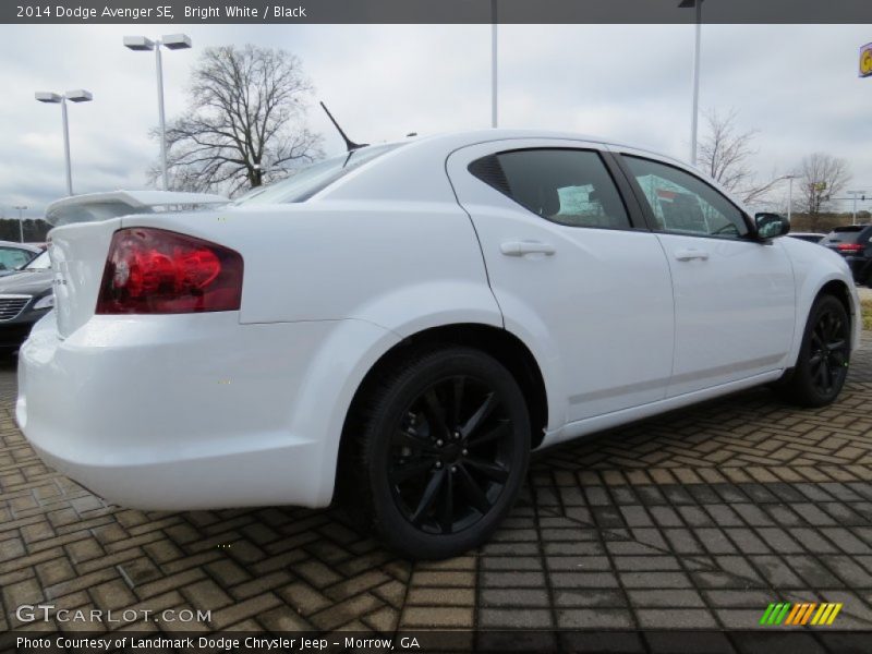 Bright White / Black 2014 Dodge Avenger SE