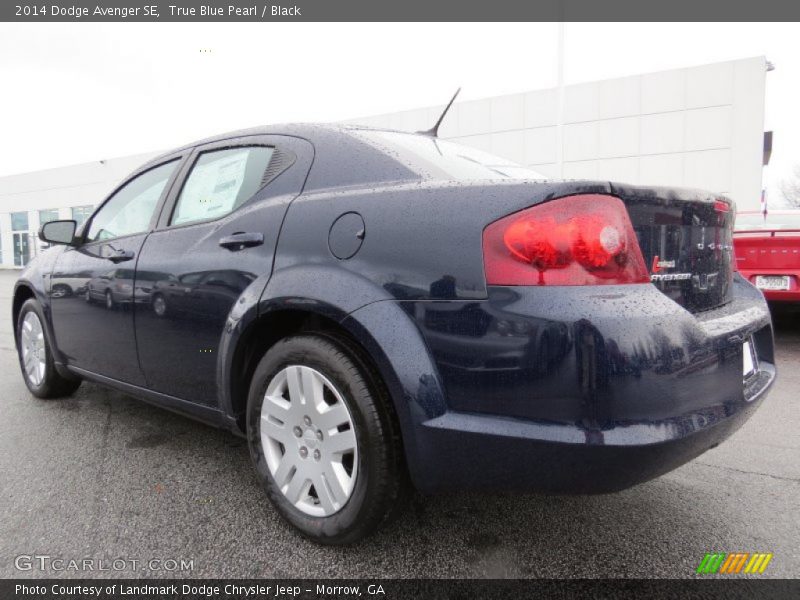 True Blue Pearl / Black 2014 Dodge Avenger SE