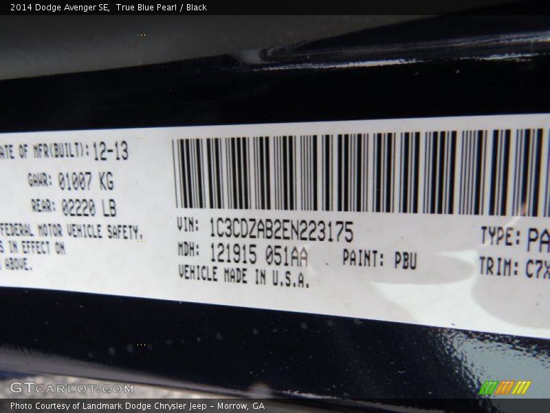 True Blue Pearl / Black 2014 Dodge Avenger SE