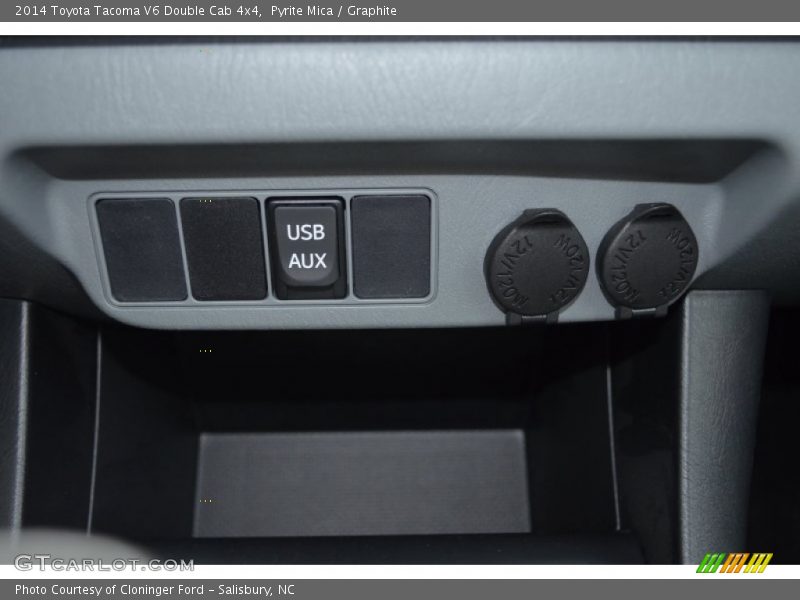Pyrite Mica / Graphite 2014 Toyota Tacoma V6 Double Cab 4x4