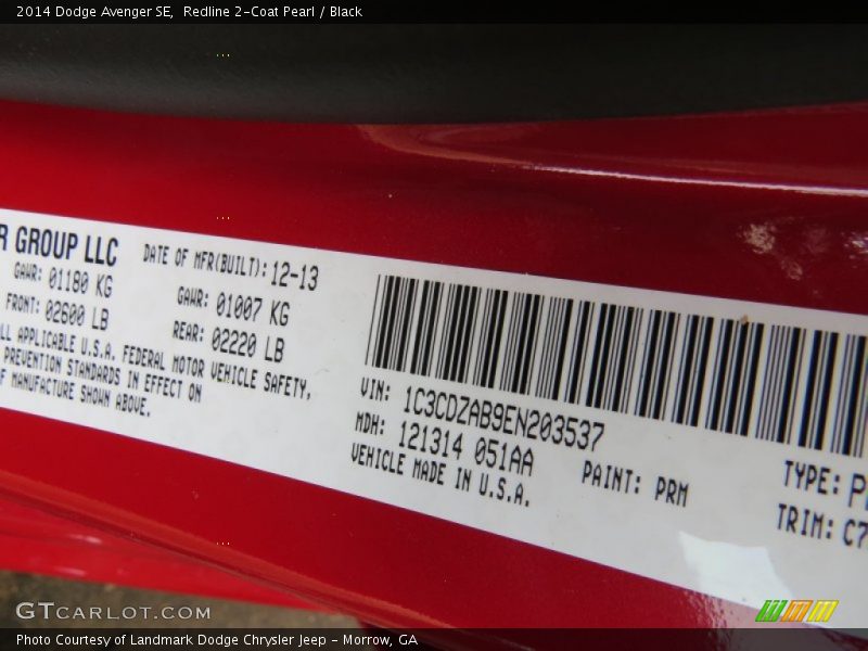 Redline 2-Coat Pearl / Black 2014 Dodge Avenger SE