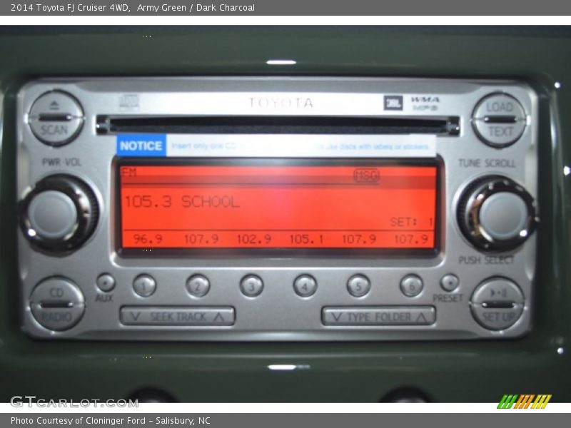 Audio System of 2014 FJ Cruiser 4WD