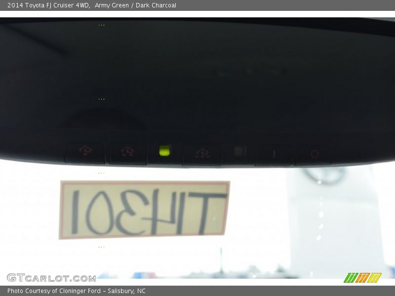 Army Green / Dark Charcoal 2014 Toyota FJ Cruiser 4WD