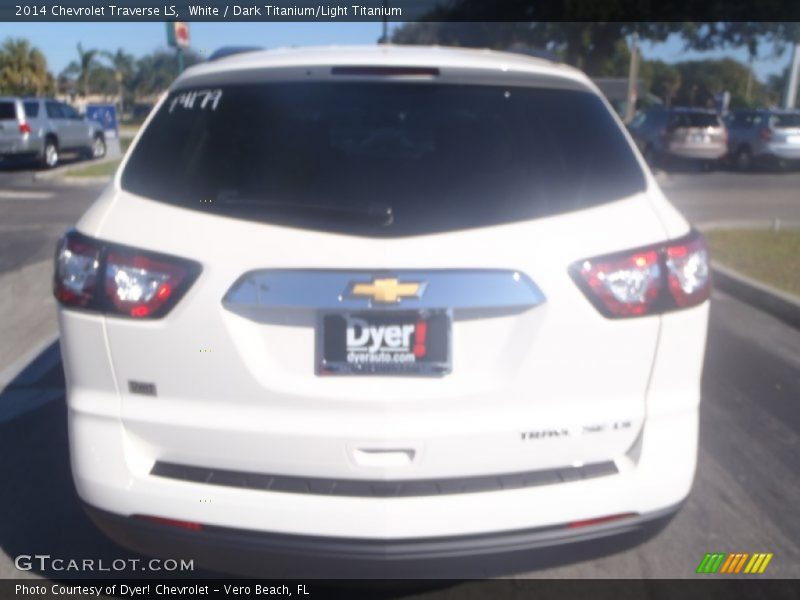 White / Dark Titanium/Light Titanium 2014 Chevrolet Traverse LS