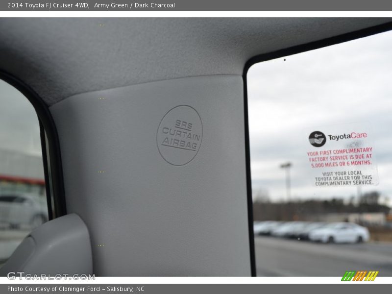 Army Green / Dark Charcoal 2014 Toyota FJ Cruiser 4WD