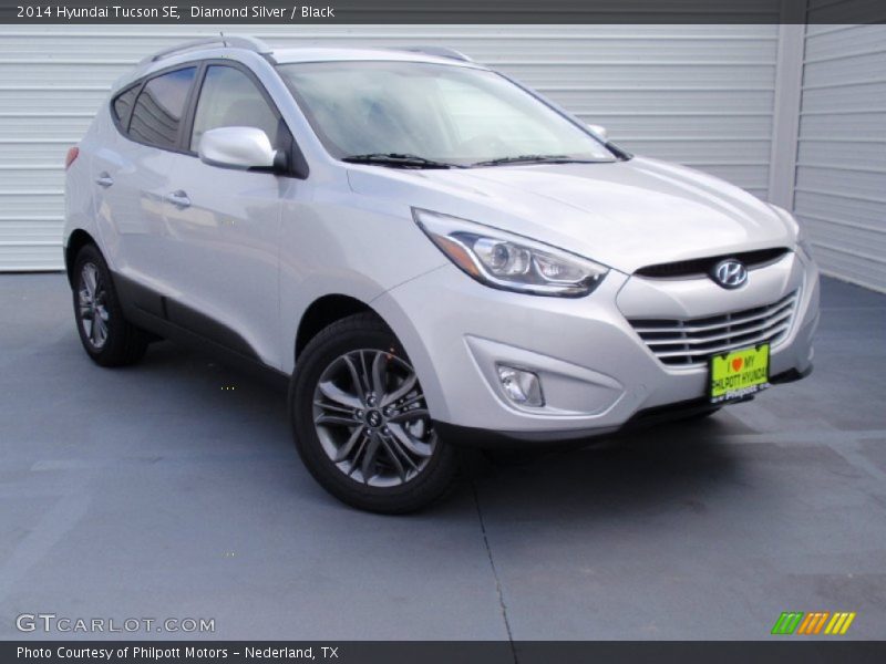 Diamond Silver / Black 2014 Hyundai Tucson SE
