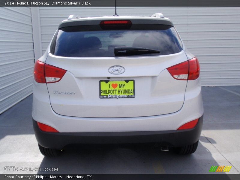 Diamond Silver / Black 2014 Hyundai Tucson SE