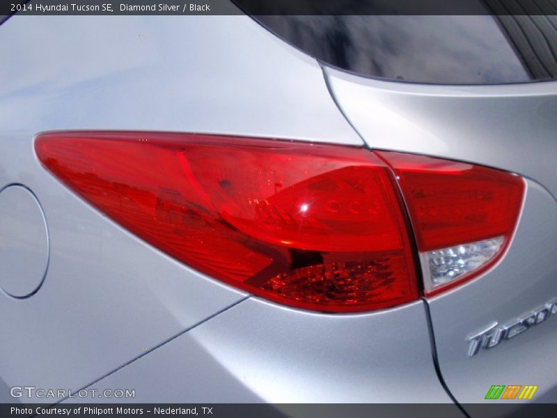Diamond Silver / Black 2014 Hyundai Tucson SE