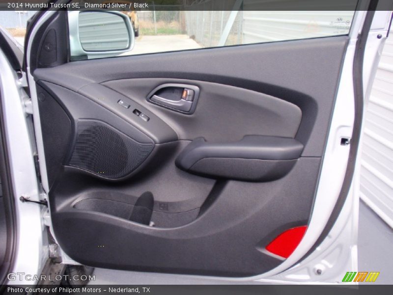 Diamond Silver / Black 2014 Hyundai Tucson SE