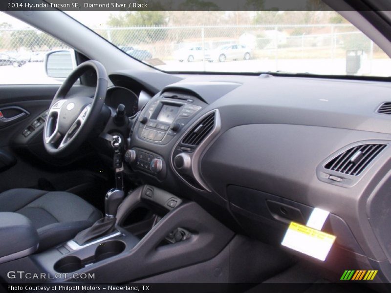 Diamond Silver / Black 2014 Hyundai Tucson SE
