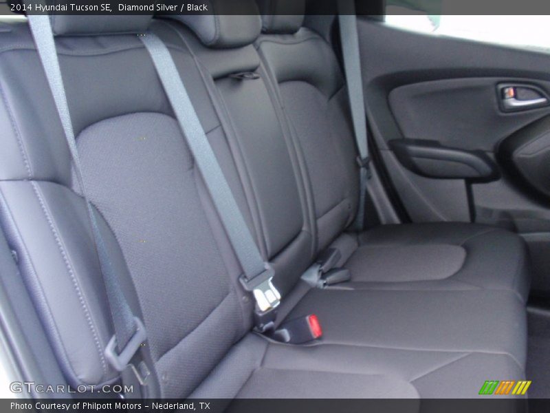 Diamond Silver / Black 2014 Hyundai Tucson SE