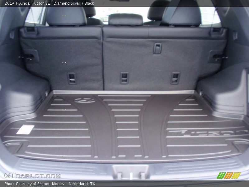 Diamond Silver / Black 2014 Hyundai Tucson SE