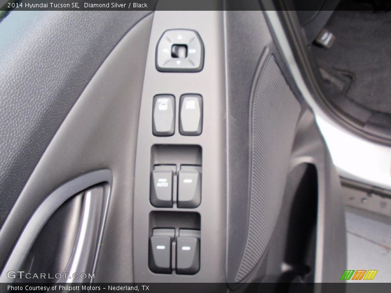 Diamond Silver / Black 2014 Hyundai Tucson SE