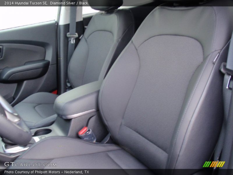 Diamond Silver / Black 2014 Hyundai Tucson SE