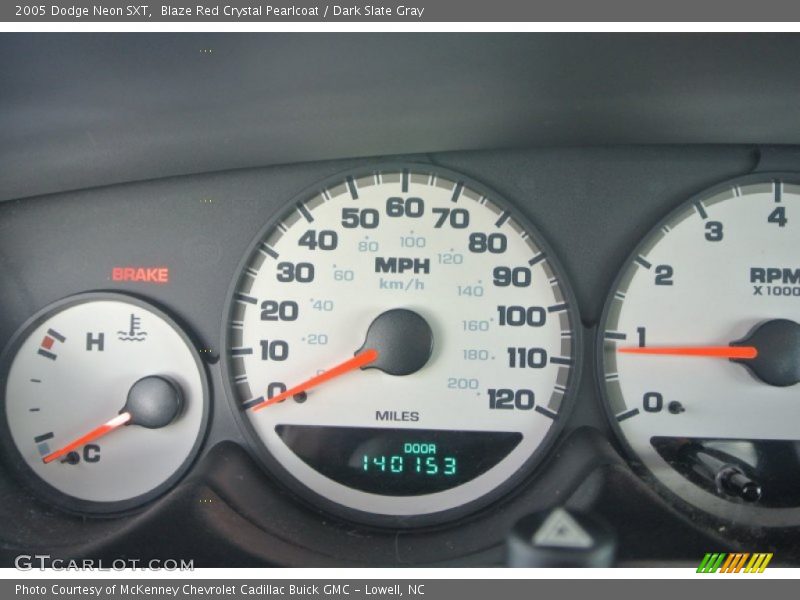 Blaze Red Crystal Pearlcoat / Dark Slate Gray 2005 Dodge Neon SXT