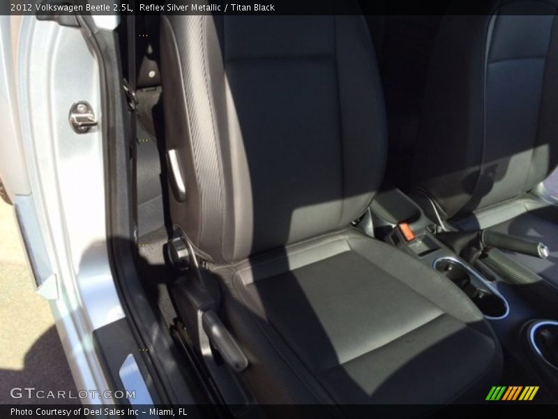 Reflex Silver Metallic / Titan Black 2012 Volkswagen Beetle 2.5L
