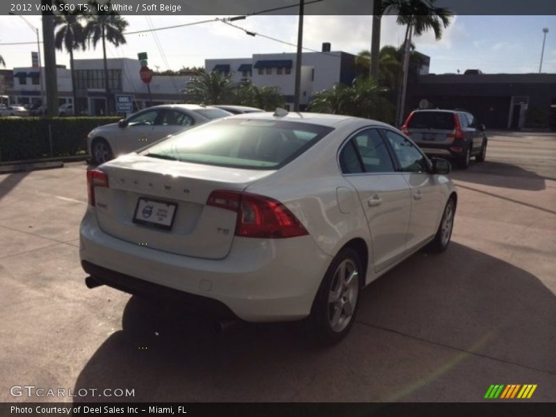 Ice White / Soft Beige 2012 Volvo S60 T5