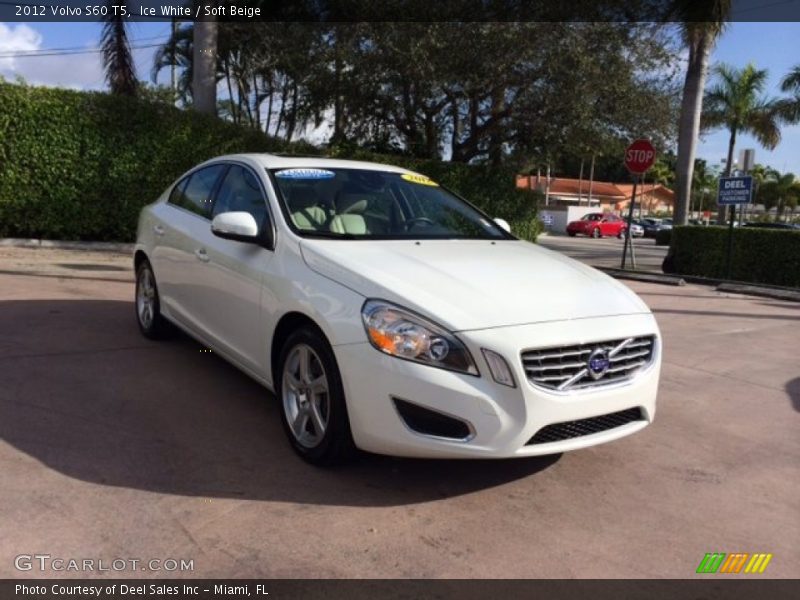 Ice White / Soft Beige 2012 Volvo S60 T5