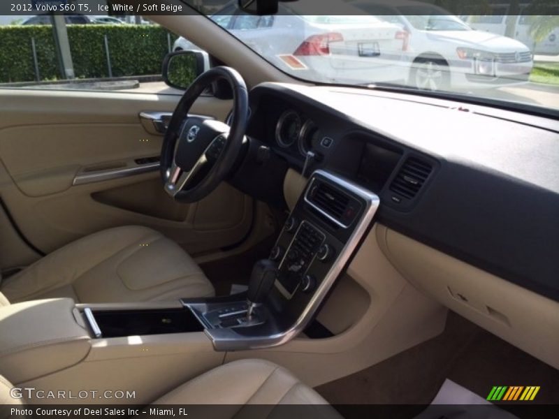 Ice White / Soft Beige 2012 Volvo S60 T5