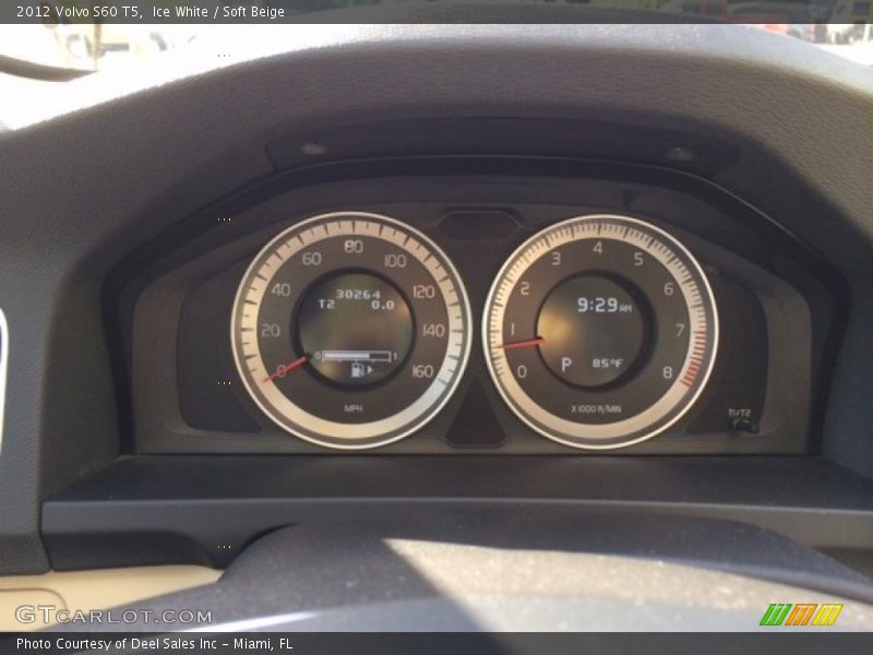 Ice White / Soft Beige 2012 Volvo S60 T5