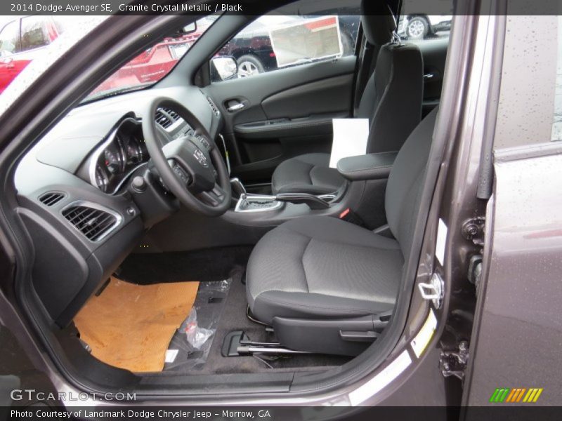 Granite Crystal Metallic / Black 2014 Dodge Avenger SE