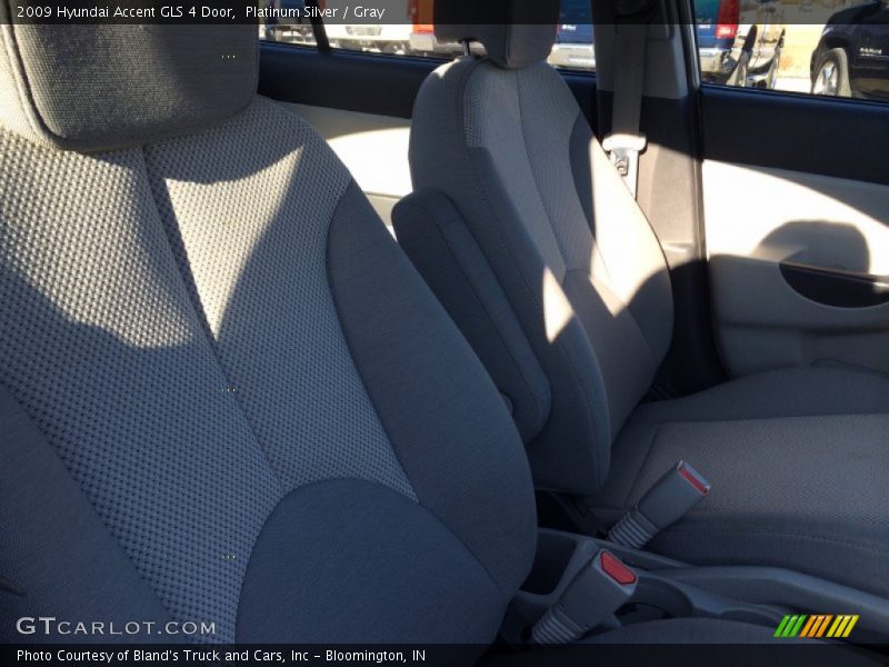 Platinum Silver / Gray 2009 Hyundai Accent GLS 4 Door