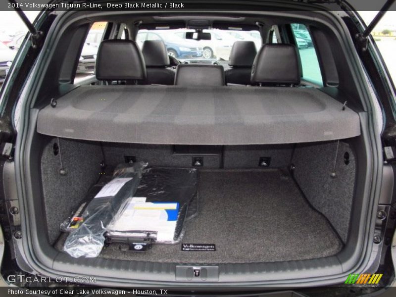 Deep Black Metallic / Black 2014 Volkswagen Tiguan R-Line