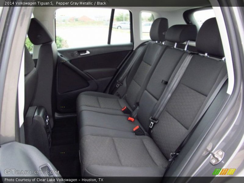 Pepper Gray Metallic / Black 2014 Volkswagen Tiguan S