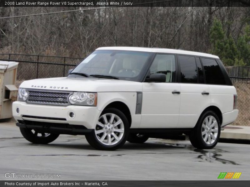 Front 3/4 View of 2008 Range Rover V8 Supercharged