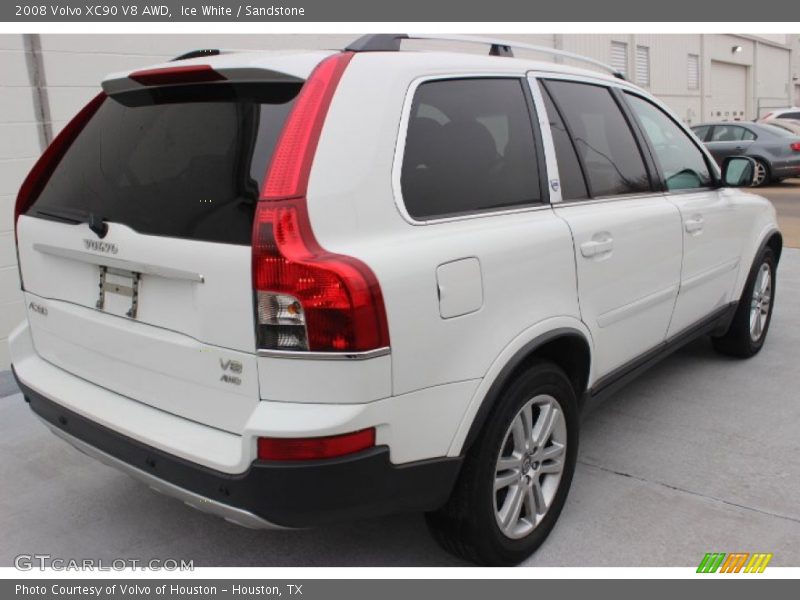 Ice White / Sandstone 2008 Volvo XC90 V8 AWD