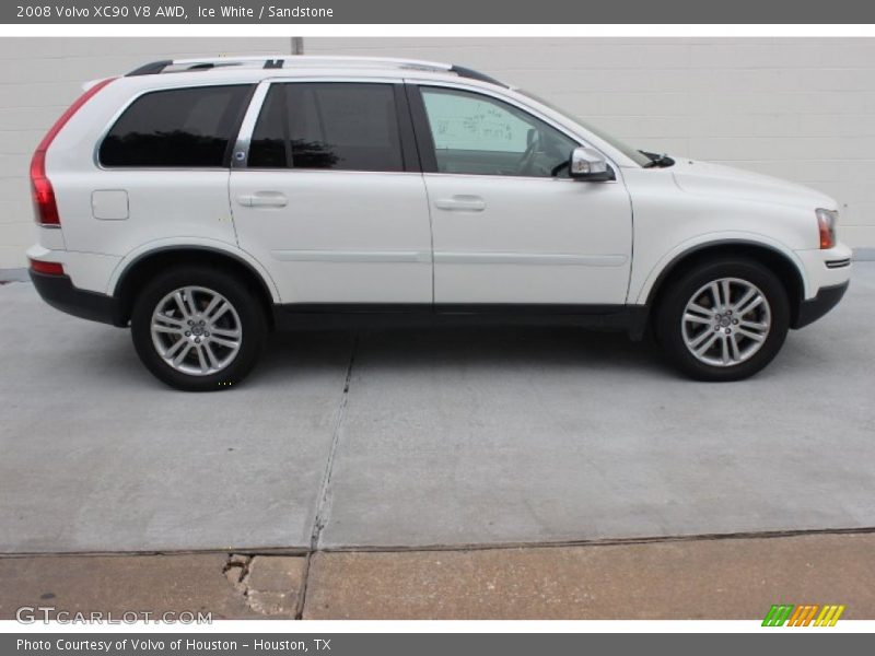 Ice White / Sandstone 2008 Volvo XC90 V8 AWD