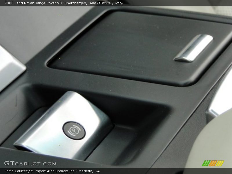 Alaska White / Ivory 2008 Land Rover Range Rover V8 Supercharged