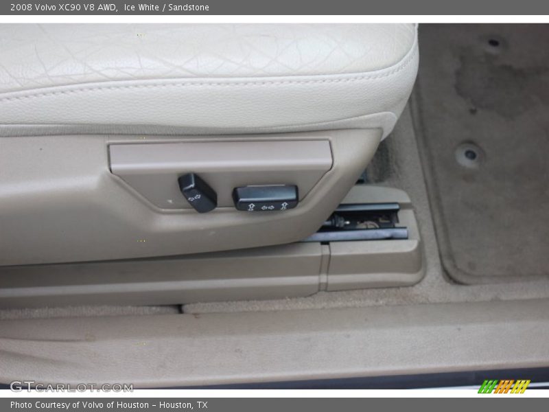 Ice White / Sandstone 2008 Volvo XC90 V8 AWD